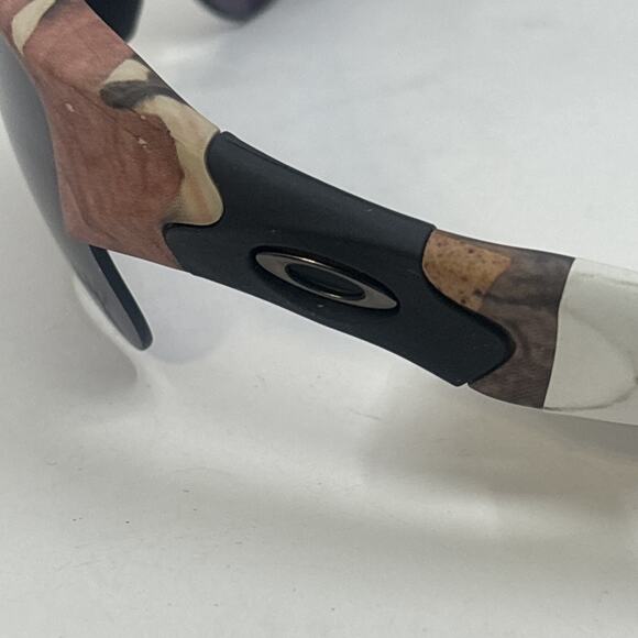 Oakley Flak Jacket Woodland Camo XLJ W/ VR28 Black Iridium Lenses Sunglasses (C) - Picture 3 of 7